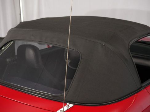 Used 1990 MAZDA MX-5 Miata RWD image 25