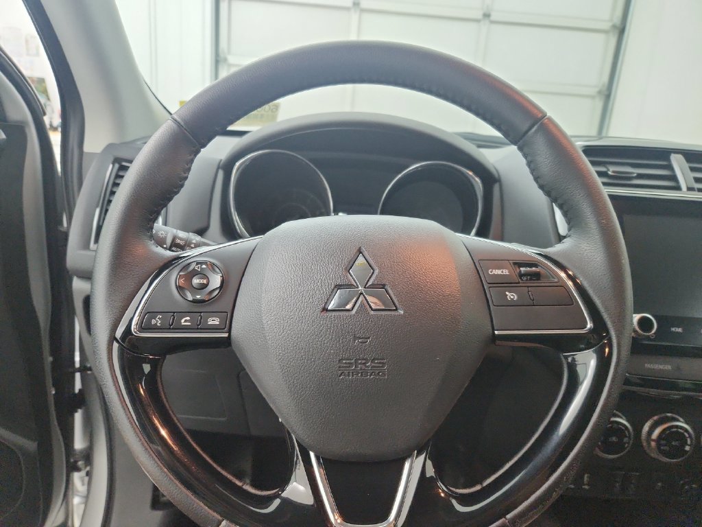 Used 2026 Mitsubishi Outlander Sport SE AWD/4WD image 23