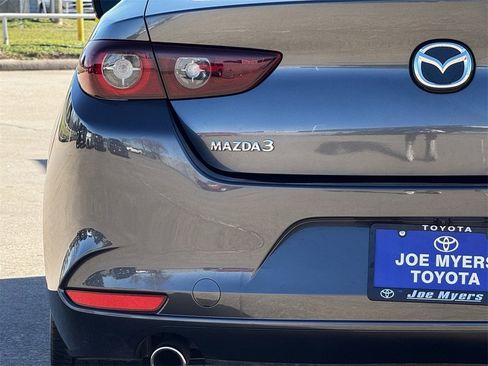 Used 2024 MAZDA MAZDA3 s image 11