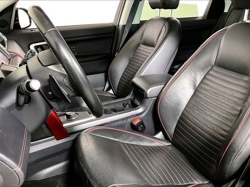 Used 2018 Land Rover Discovery Sport HSE image 25