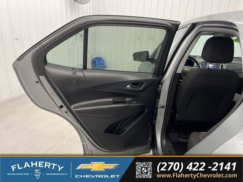Used 2023 Chevrolet Equinox LT FWD image 10