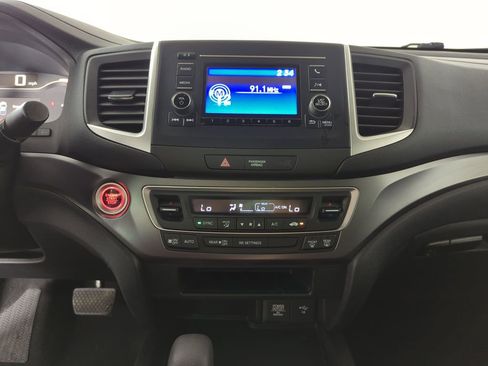 Used 2019 Honda Ridgeline Sport image 13