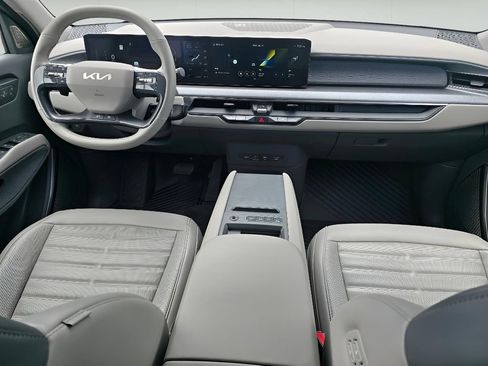 Used 2024 Kia EV9 Land AWD/4WD image 15