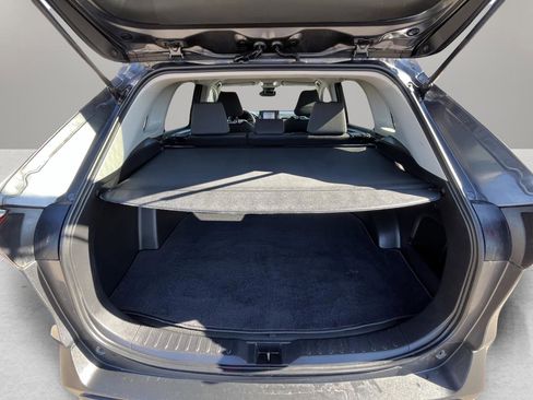 Used 2022 Toyota RAV4 XLE image 34