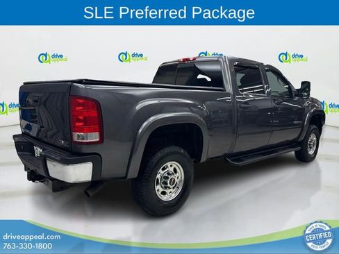Used 2010 GMC Sierra 2500 SLE w/ SLE Preferred Package image 5
