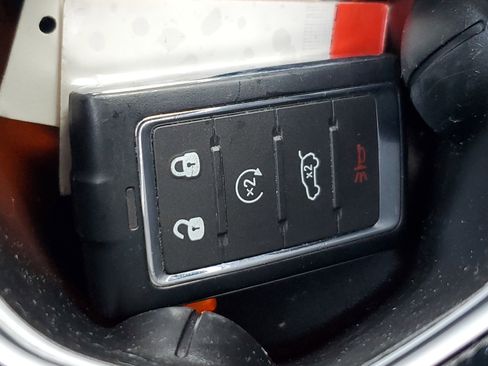 Used 2024 Jeep Grand Cherokee L Limited image 19