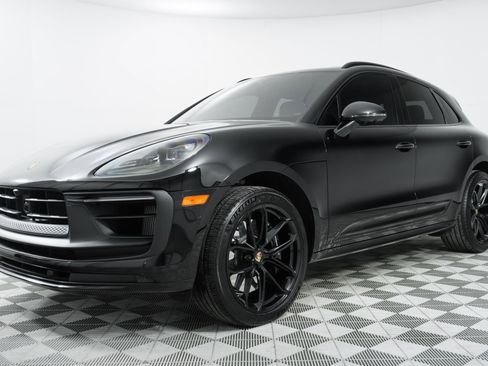 Used 2024 Porsche Macan GTS image 3