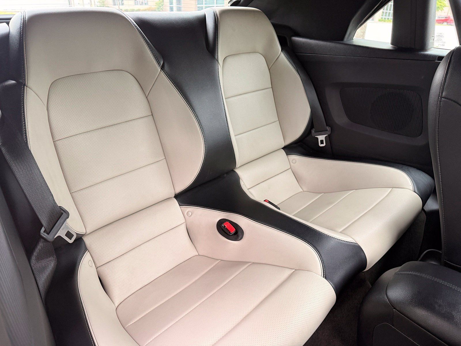 Used 2017 Ford Mustang Premium RWD image 40