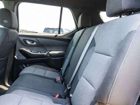 Used 2023 Chevrolet Traverse LT FWD image 22