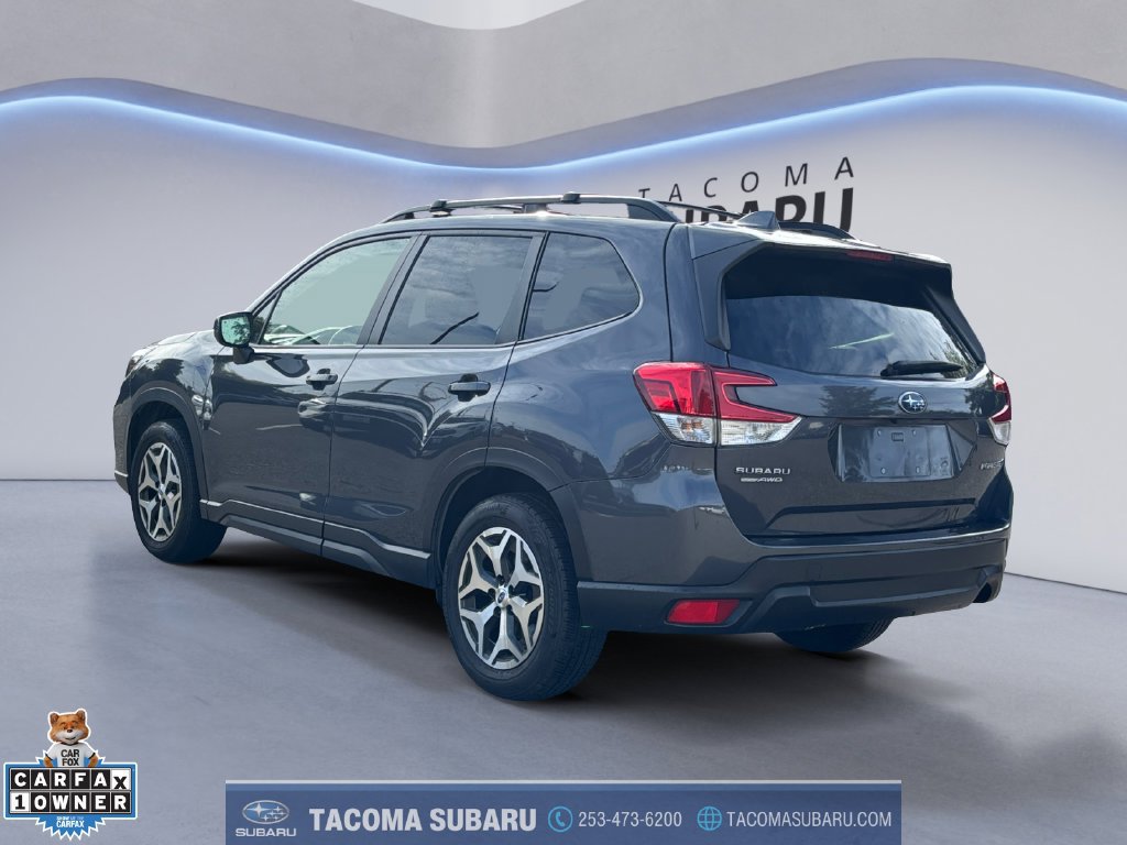 Used 2021 Subaru Forester Premium AWD/4WD image 3