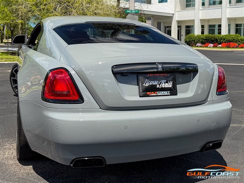 Used 2018 Rolls-Royce Wraith RWD image 52