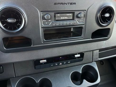 Used 2026 Mercedes-Benz Sprinter 2500 image 16