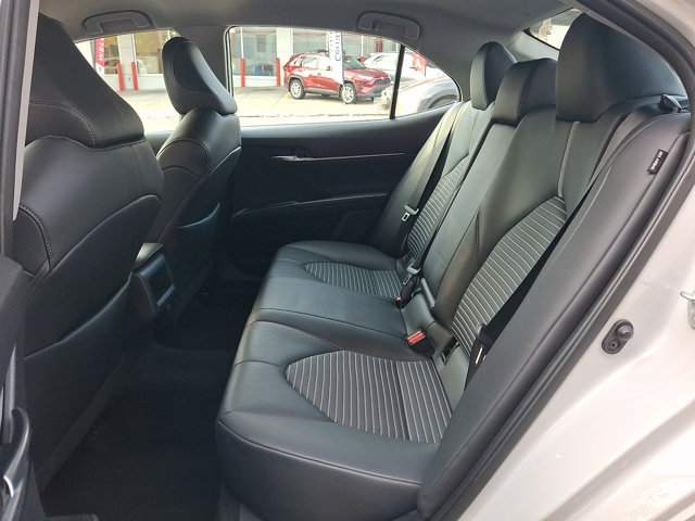 Used 2024 Toyota Camry SE FWD image 10