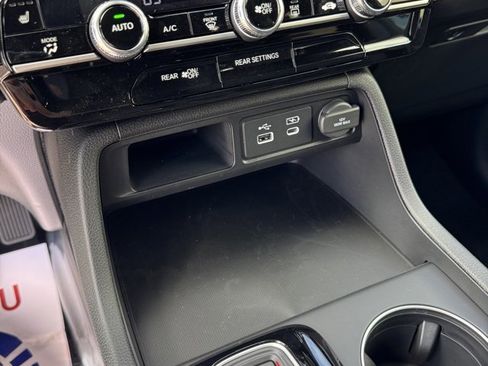 New 2025 Honda Pilot Sport image 19