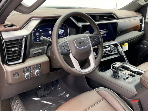 New 2026 GMC Sierra 1500 Denali w/ Denali Reserve Package image 4