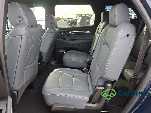 Certified 2024 Buick Enclave Essence AWD/4WD image 10