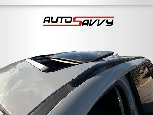 Used 2021 Kia Telluride SX w/ SX Prestige Package image 22