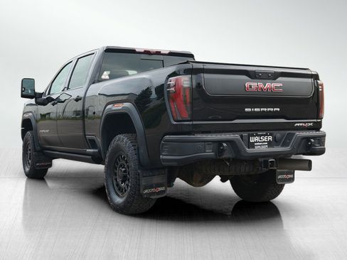 Used 2024 GMC Sierra 2500 AT4X w/ AT4X AEV Edition AWD/4WD image 3