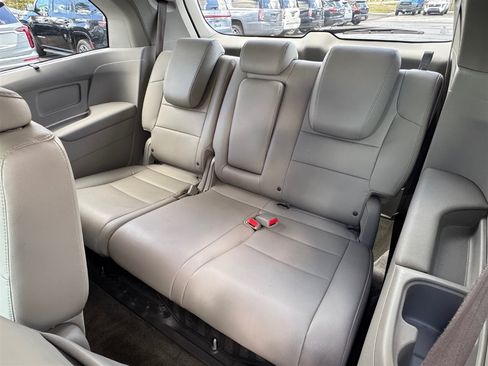 Used 2014 Honda Odyssey Touring image 22