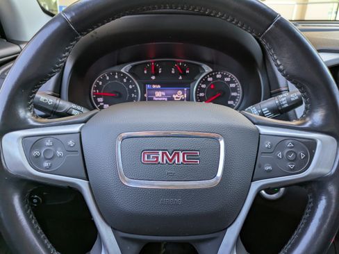 Used 2021 GMC Terrain SLE image 19