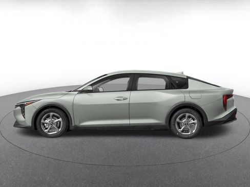 Used 2026 Kia K4 FWD image 3