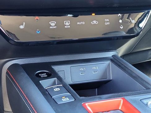 New 2026 Nissan Kicks SR w/ Cold Weather Package image 15