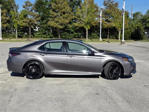 Used 2023 Toyota Camry XSE image 40