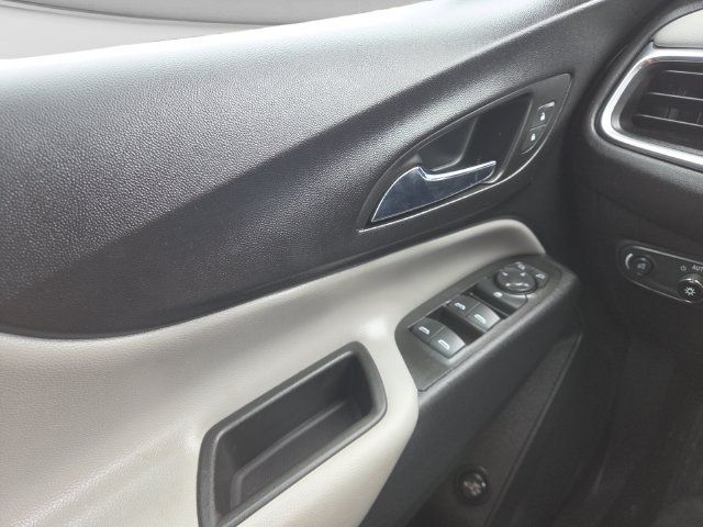 Used 2022 Chevrolet Equinox LT w/ Driver Convenience Package FWD image 11