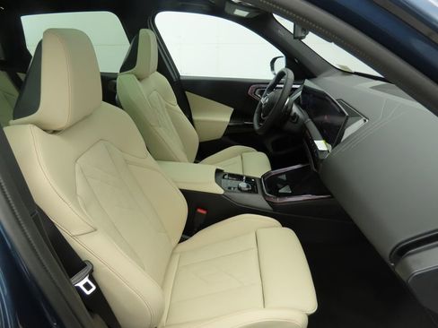 New 2026 BMW X3 xDrive30 w/ Convenience Package image 21