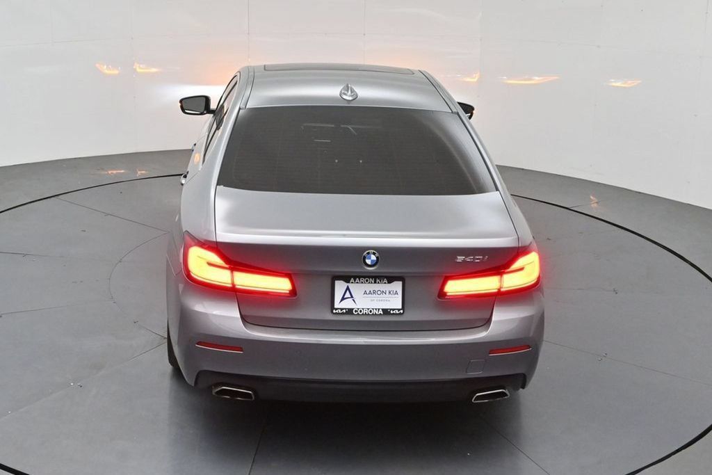 Used 2023 BMW 540i w/ Convenience Package RWD image 48