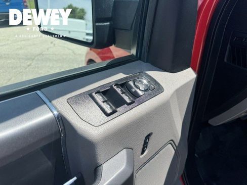 Used 2018 Ford F150 XLT w/ Equipment Group 302A Luxury AWD/4WD image 11