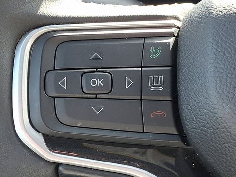 Certified 2022 Jeep Wagoneer Series I AWD/4WD image 22