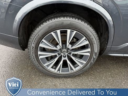 Used 2022 Volvo XC90 T5 Momentum w/ Climate Package image 14