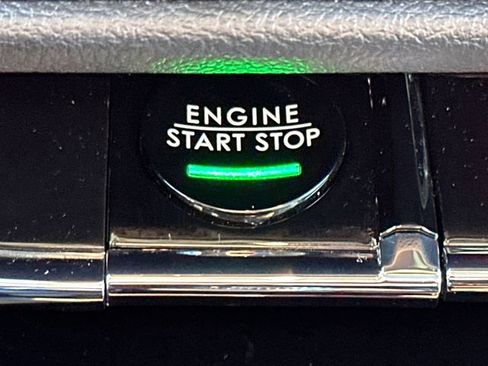 Used 2024 Lincoln Corsair Grand Touring w/ Towing Package image 36