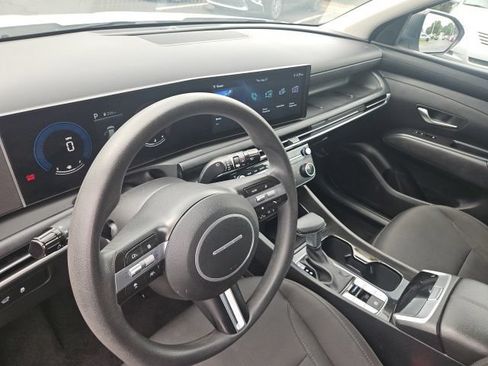Used 2025 Hyundai Tucson SEL FWD image 23