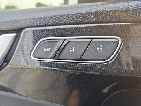 Used 2021 Hyundai Palisade Limited image 35