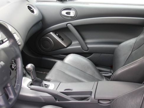Used 2007 Mitsubishi Eclipse SE FWD image 39