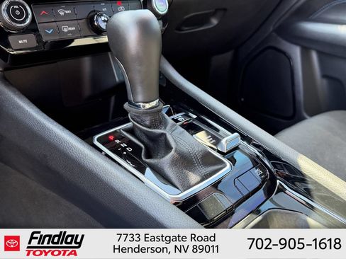 Used 2025 Jeep Compass Latitude w/ Altitude Special Edition AWD/4WD image 9