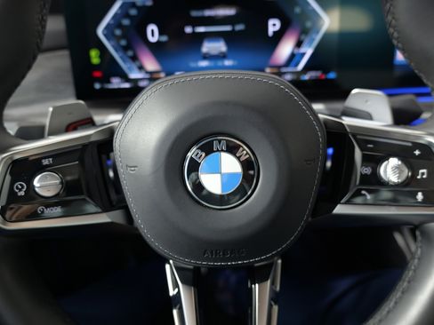 Used 2024 BMW 740i xDrive w/ Premium Package image 46