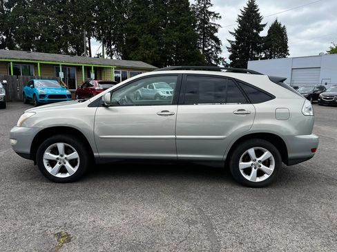 Used 2005 Lexus RX 330 w/ Premium Plus Pkg FWD image 6