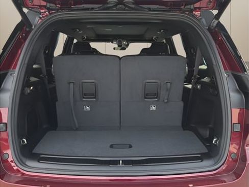 New 2026 Jeep Grand Cherokee L Limited w/ Limited Altitude Package image 9