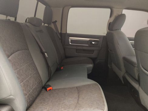 Used 2019 RAM 1500 Big Horn AWD/4WD image 19