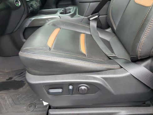 Used 2023 GMC Sierra 2500 AT4 w/ AT4 Premium Plus Package image 15