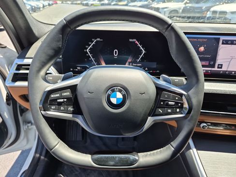 Used 2025 BMW 330i Sedan w/ Convenience Package RWD image 17