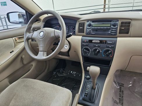 Used 2004 Toyota Corolla CE w/ Preferred Accessory Pkg FWD image 11