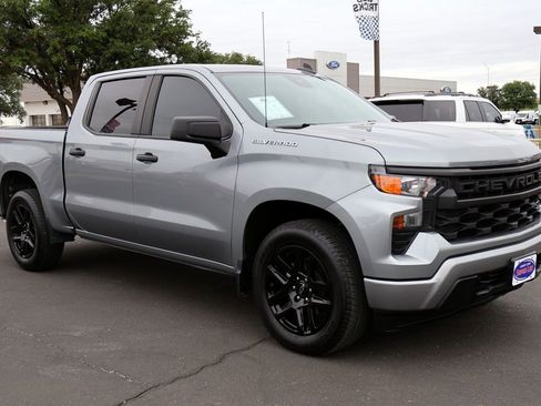 Used 2024 Chevrolet Silverado 1500 Custom RWD image 9