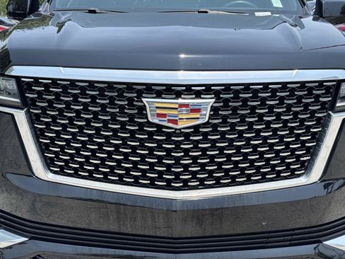 Used 2024 Cadillac Escalade Premium Luxury w/ LPO, Floor Liner Package AWD/4WD image 8