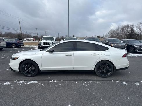 Used 2024 Honda Accord Sport image 4