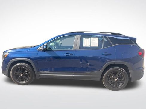 Used 2022 GMC Terrain SLE w/ Driver Convenience Package image 10