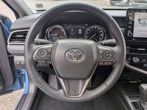 Used 2024 Toyota Camry XSE w/ Cold Weather Package FWD image 18